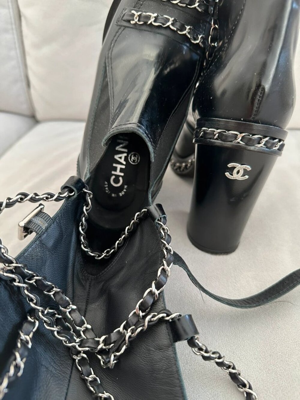 Chanel Chain Boot, Rare Model - Picture 2 of 4